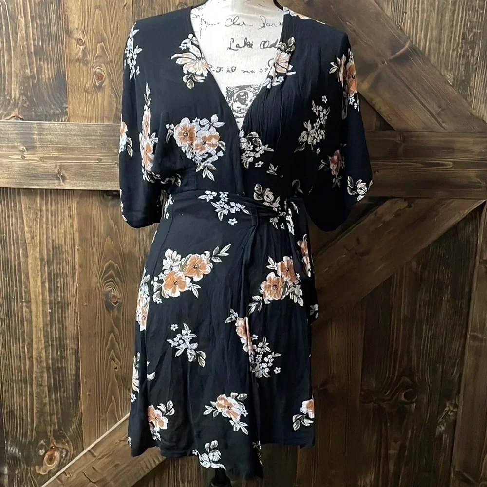 FAITHFULL THE BRAND Eze Wrap Dress